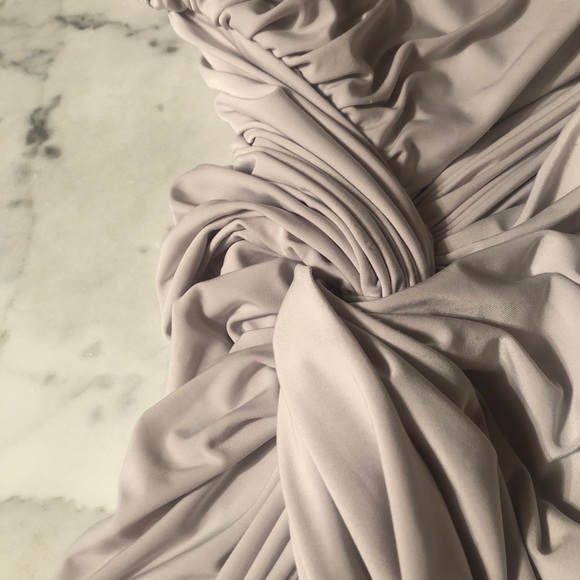 Rene Ruiz One-shoulder Gray Evening Gown w/ Slit - Picture 6 of 6